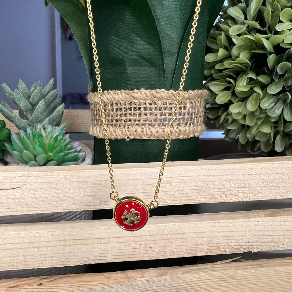 Tory Burch Kira Enamel Pendant Necklace in Red